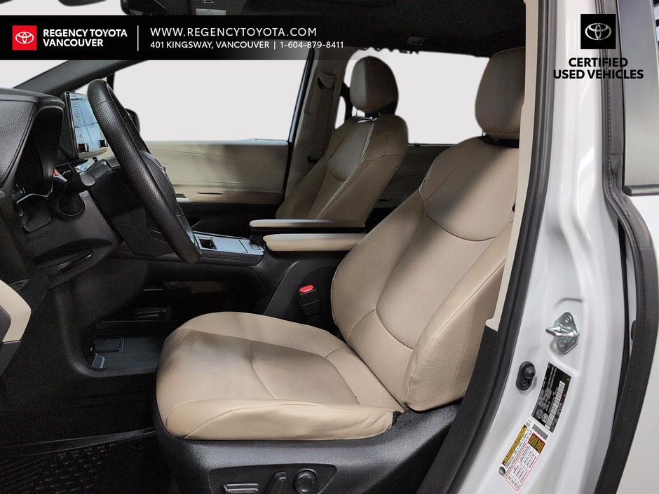 2022 Toyota Sienna XLE 8-Pass-8