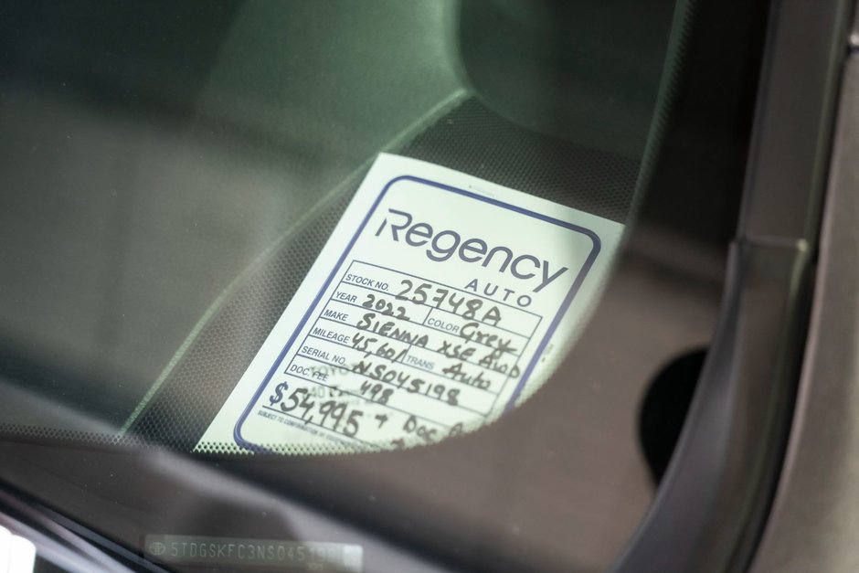 2022 Toyota SIENNA XSE AWD 7-PASS-23