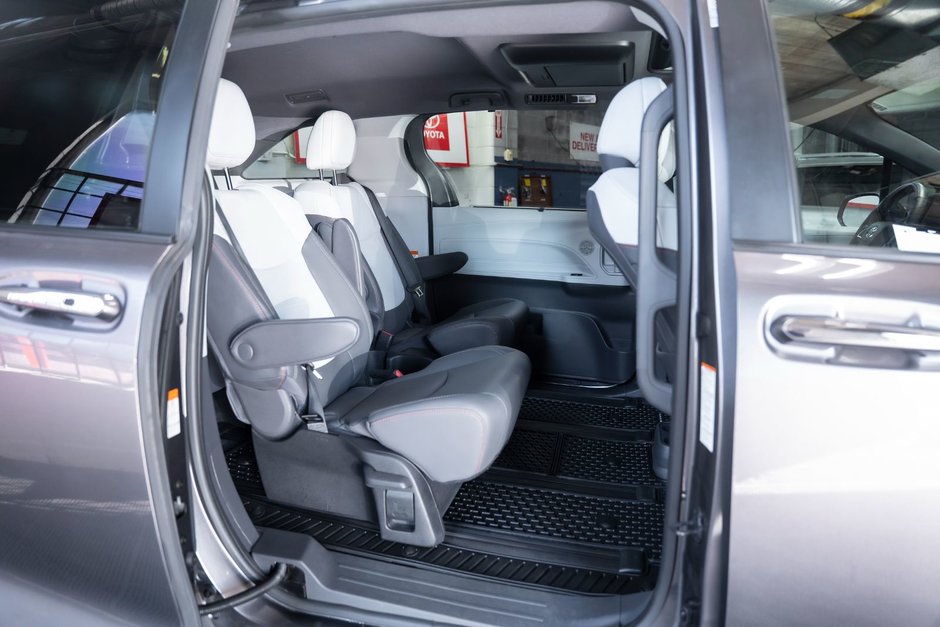 2022 Toyota SIENNA XSE AWD 7-PASS-20
