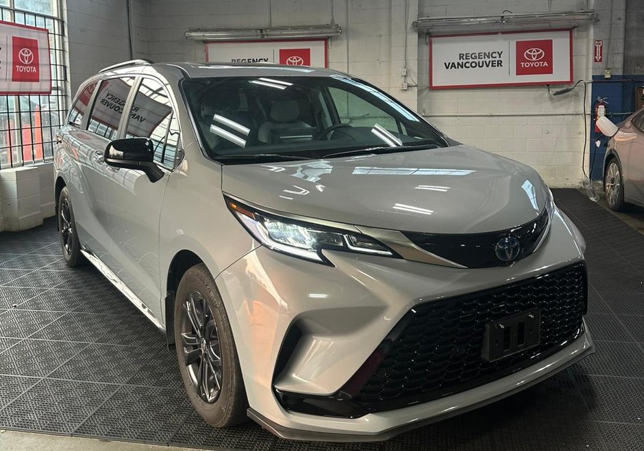 2024 Toyota Sienna Hybrid XSE AWD-2