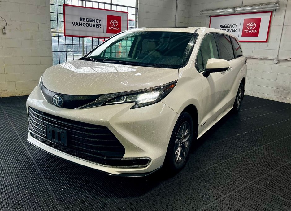 2021 Toyota Sienna XLE AWD 7 PASSENGER-2