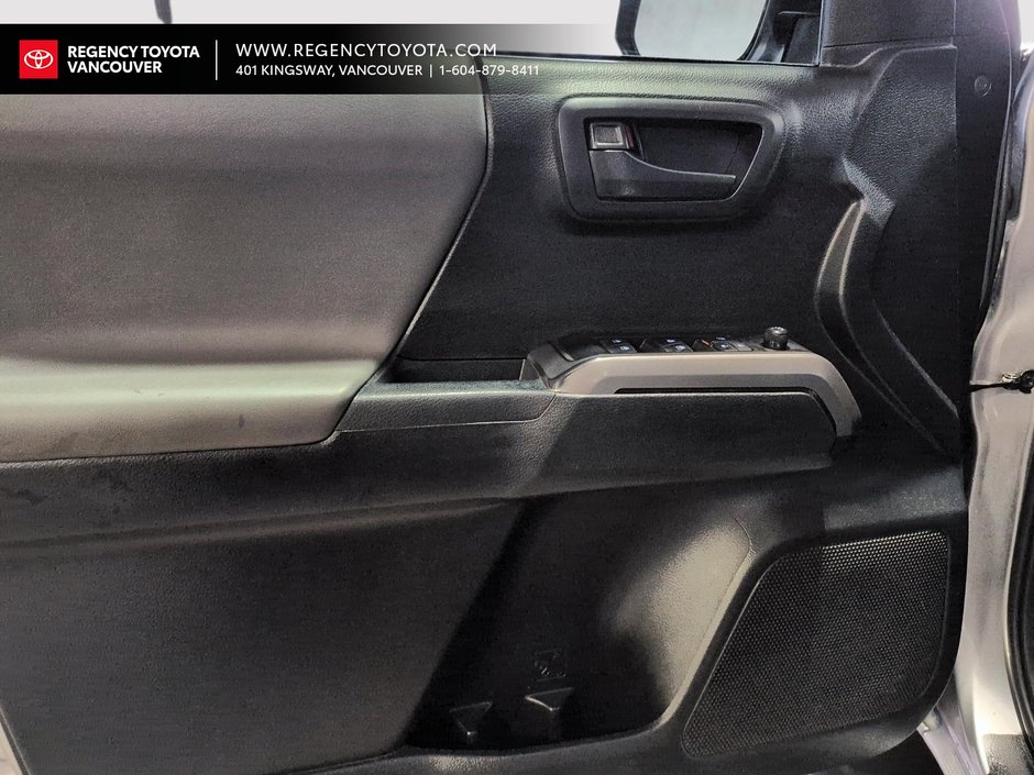 2021 Toyota Tacoma 4x4 Double Cab 6A--10