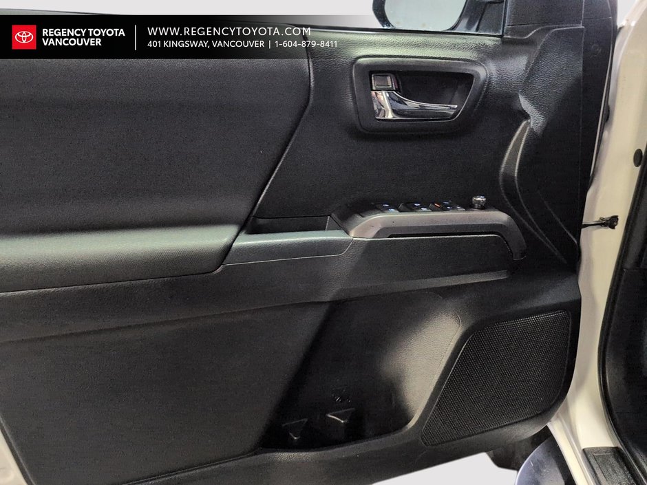 2017 Toyota Tacoma 4x4 Double Cab 6A SPORTS-10