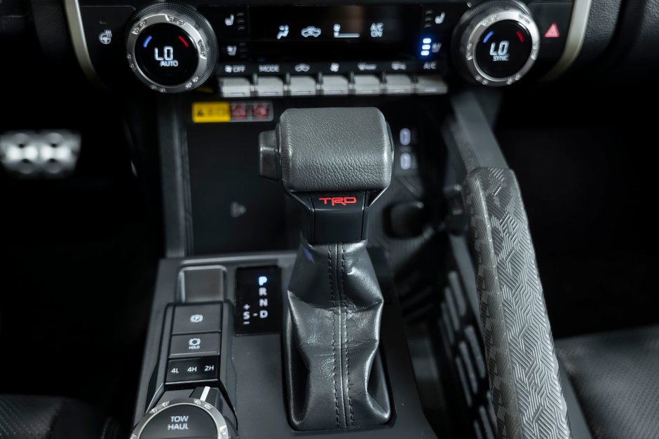 2024 Toyota Tacoma 4X4-4