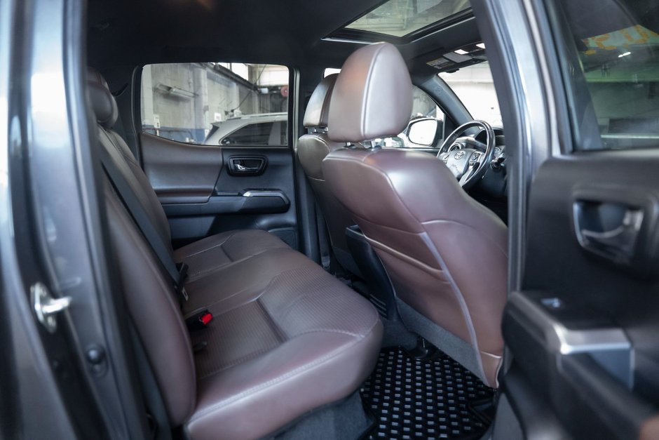 2017 Toyota Tacoma Limited Limited-15
