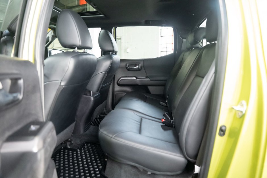 2023 Toyota Tacoma TRD OFF-ROAD PREMIUM-9