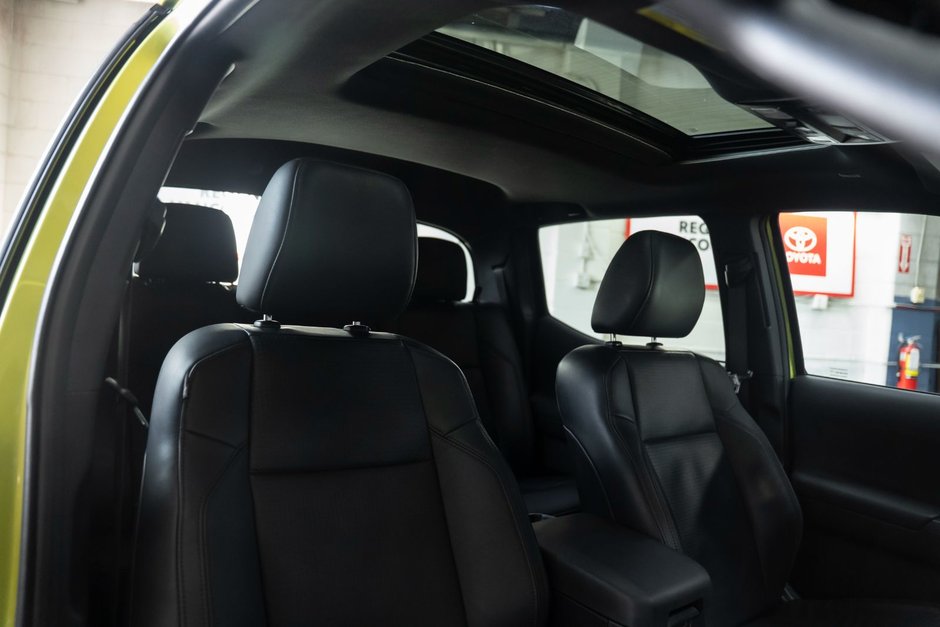 2023 Toyota Tacoma TRD OFF-ROAD PREMIUM-17