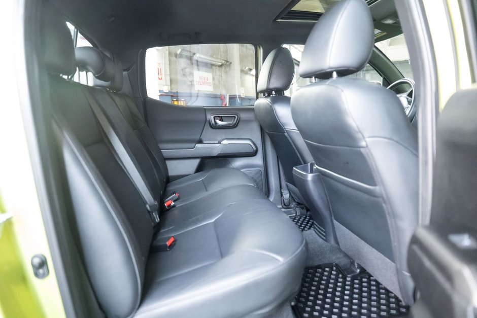 2023 Toyota Tacoma TRD OFF-ROAD PREMIUM-19