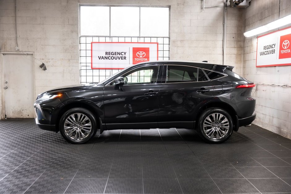 2022 Toyota Venza XLE AWD-10