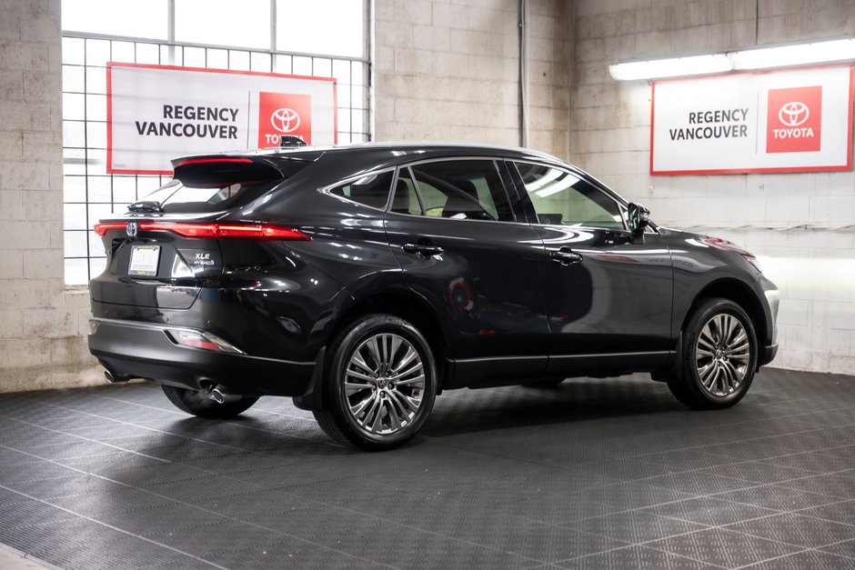 2022 Toyota Venza XLE AWD-14