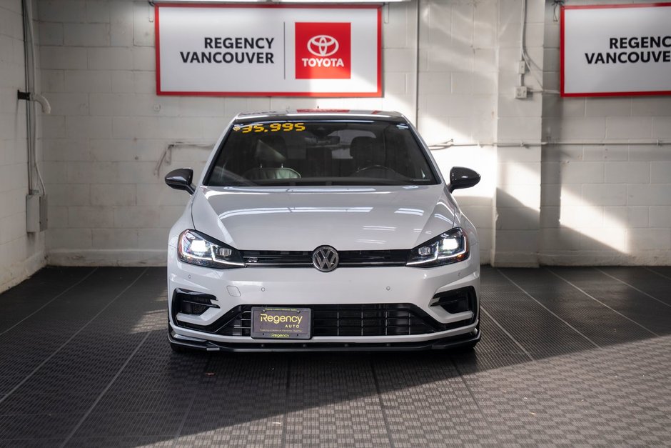 2019 Volkswagen Golf R-1