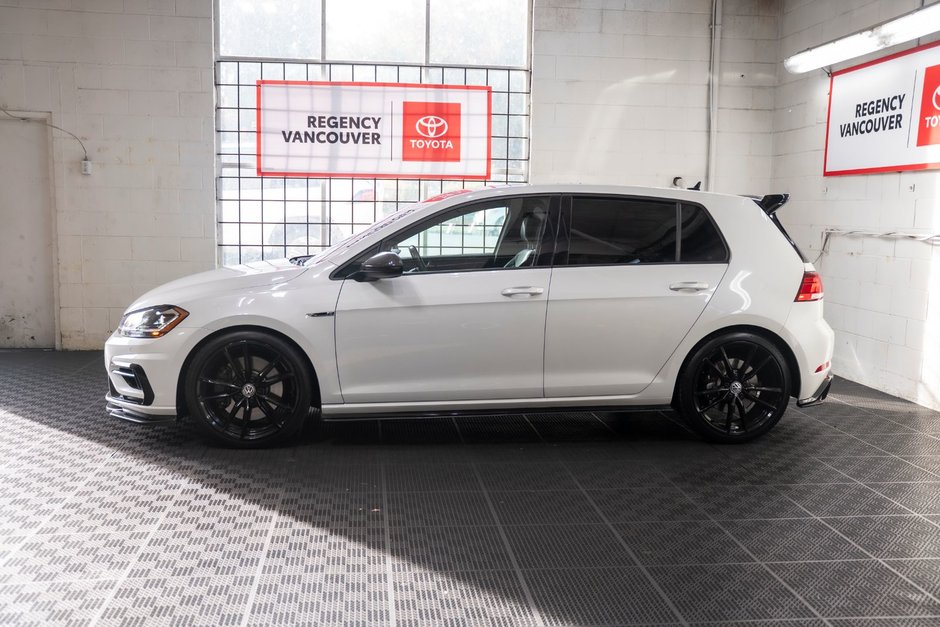 2019 Volkswagen Golf R-10