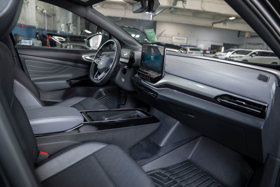 2023 Volkswagen ID.4Base Pro-16