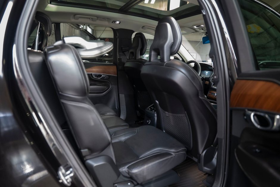 2017 Volvo XC90 T8 Inscription-18