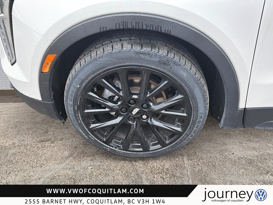 2022 Cadillac XT4 Luxury AWD-6