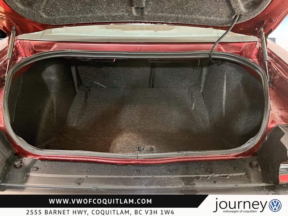 2023 Dodge Challenger SXT RWD-6