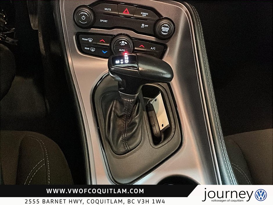 2023 Dodge Challenger SXT RWD-15