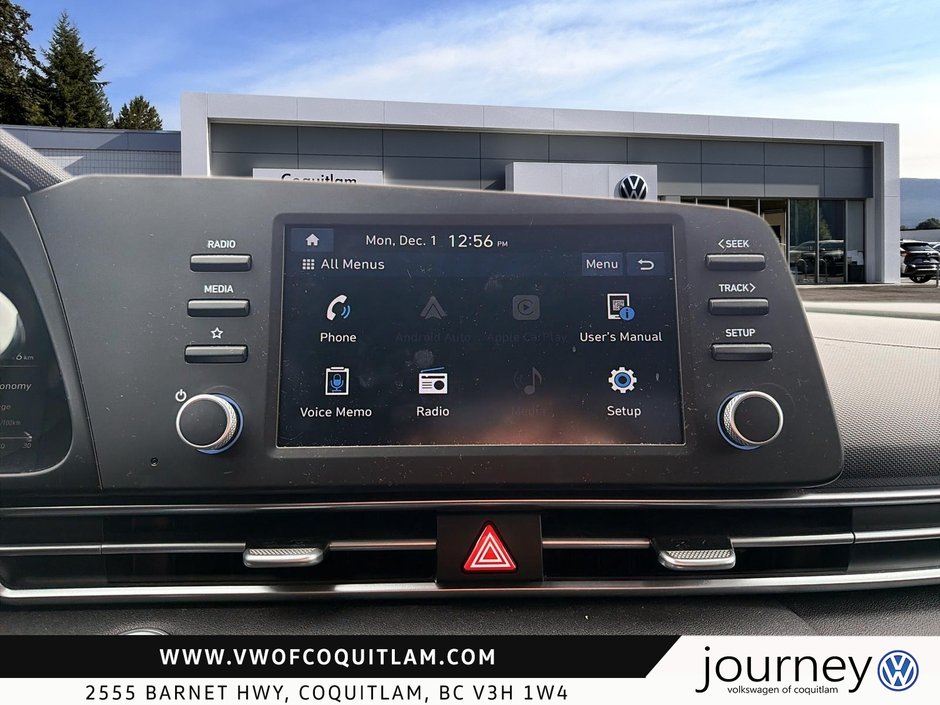 2021 Hyundai Elantra Sedan Preferred IVT-16