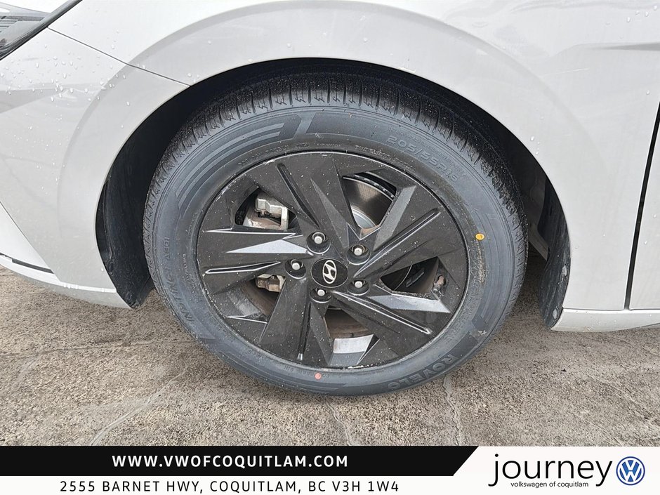 2021 Hyundai Elantra Sedan Preferred IVT-6