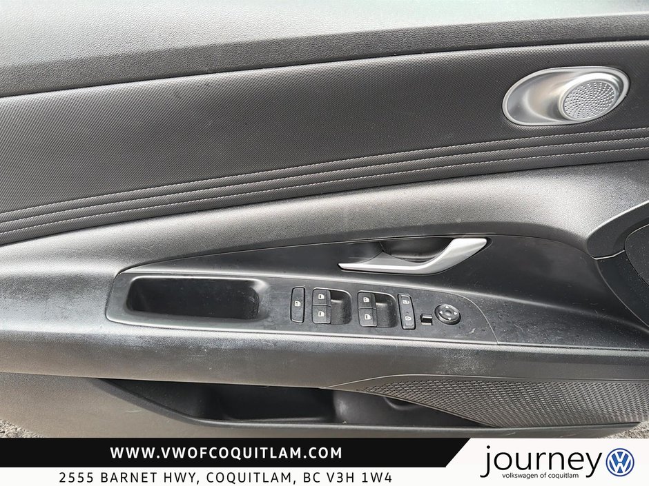 2021 Hyundai Elantra Sedan Preferred IVT-10