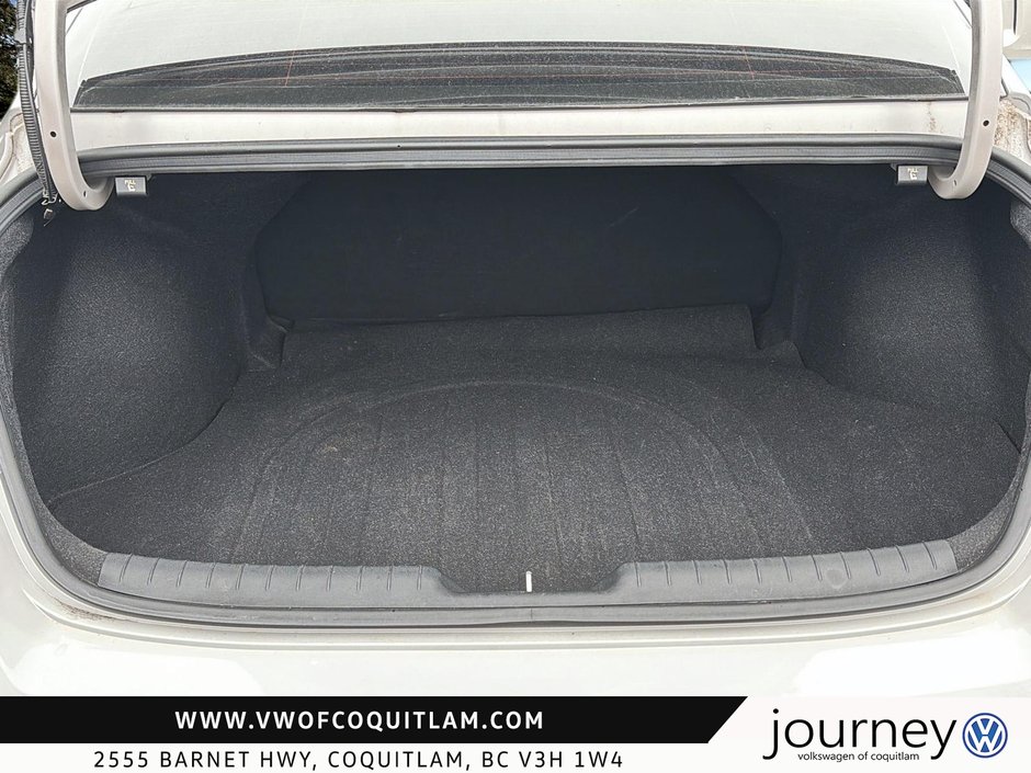 2021 Hyundai Elantra Sedan Preferred IVT-5