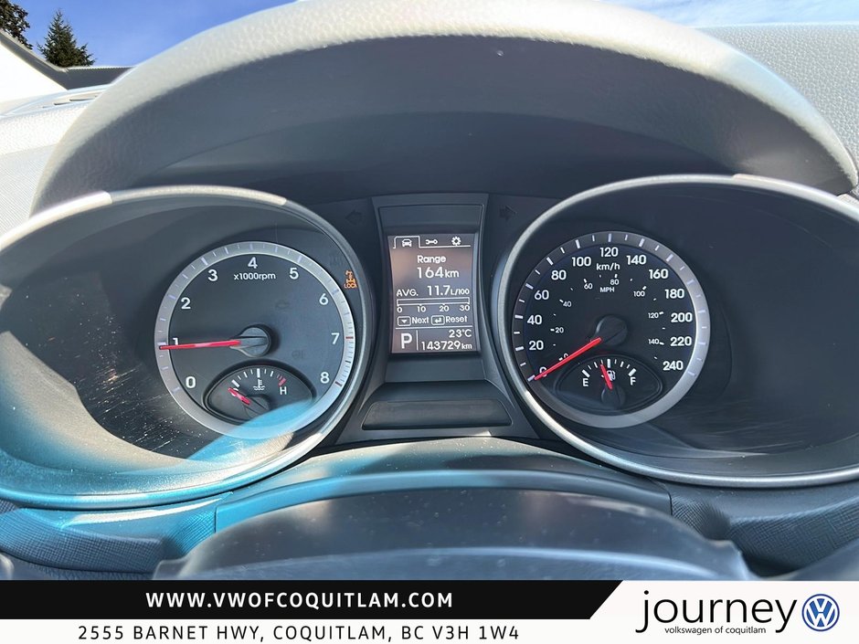 2015 Hyundai Santa Fe Sport 2.4L AWD Premium-14