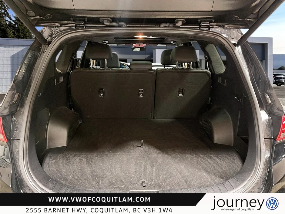 2021 Hyundai Santa Fe Ultimate Calligraphy AWD 2.5T-5