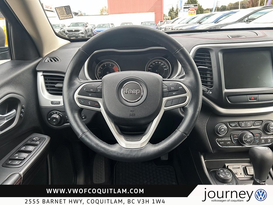 2017 Jeep Cherokee 4x4 Trailhawk-10