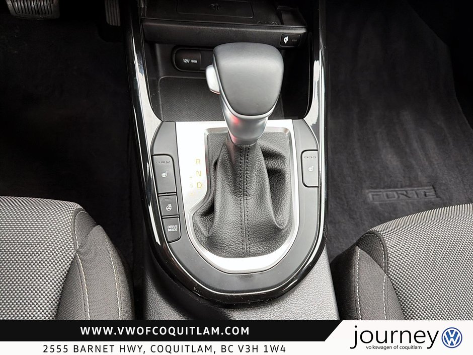 2022 Kia Forte Sedan EX IVT-14