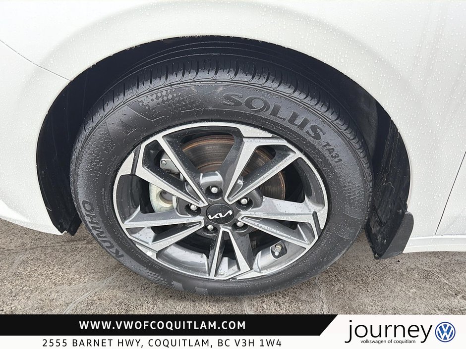 2023 Kia Forte Sedan EX IVT-6