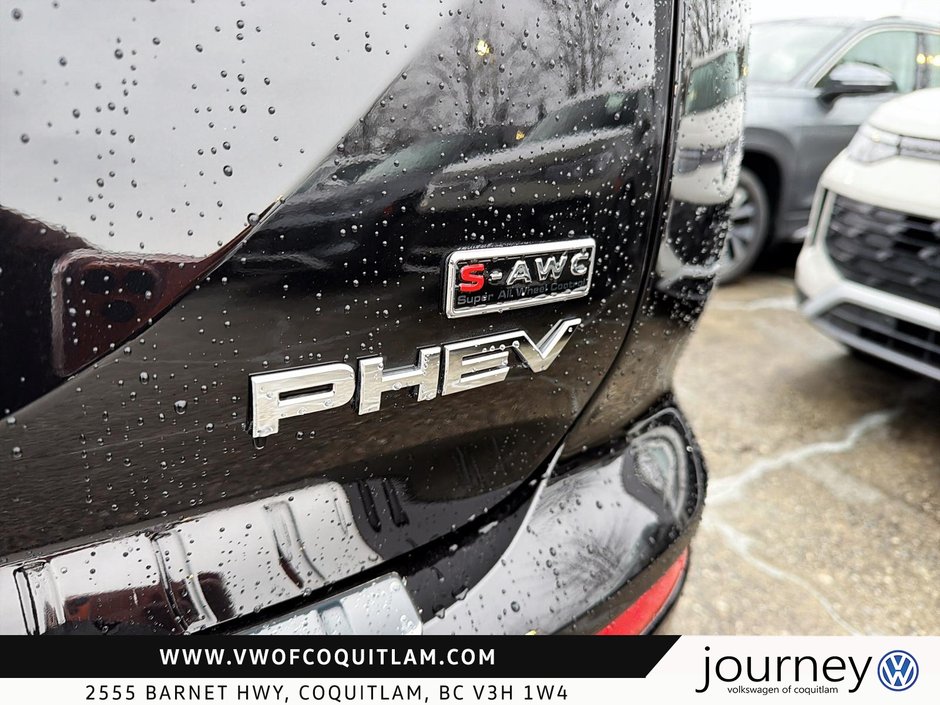 2025 Mitsubishi Outlander Plug-In Hybrid SE S-AWC-17