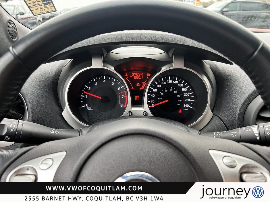 2014 Nissan Juke SV AWD CVT-12