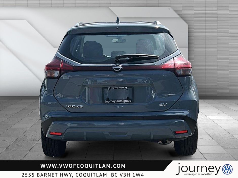 2023 Nissan Kicks SV CVT-2