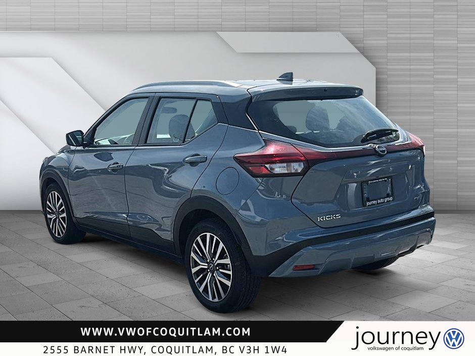 2023 Nissan Kicks SV CVT-3
