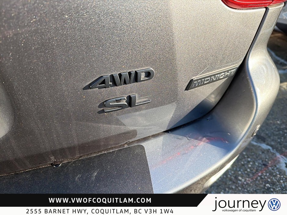 2018 Nissan Pathfinder Midnight Edition V6 4x4 at-17