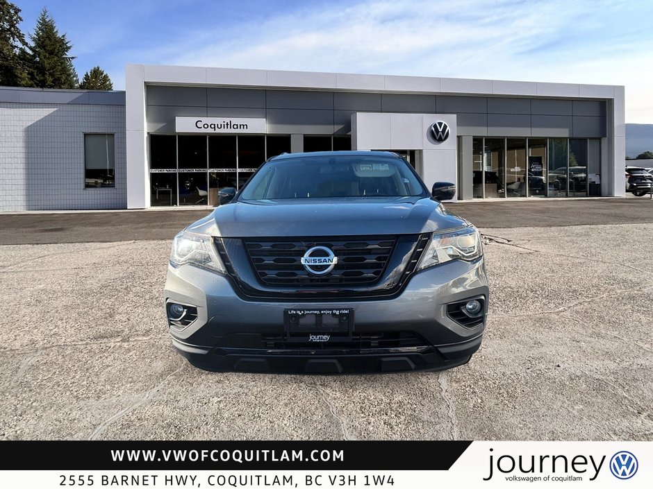 2018 Nissan Pathfinder Midnight Edition V6 4x4 at-1