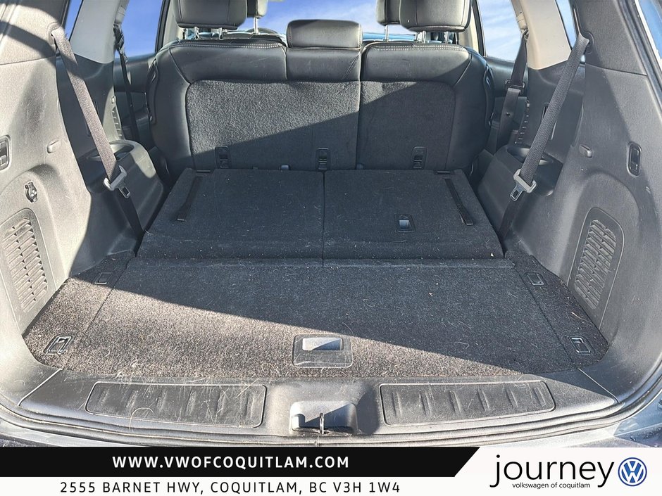 2018 Nissan Pathfinder Midnight Edition V6 4x4 at-5