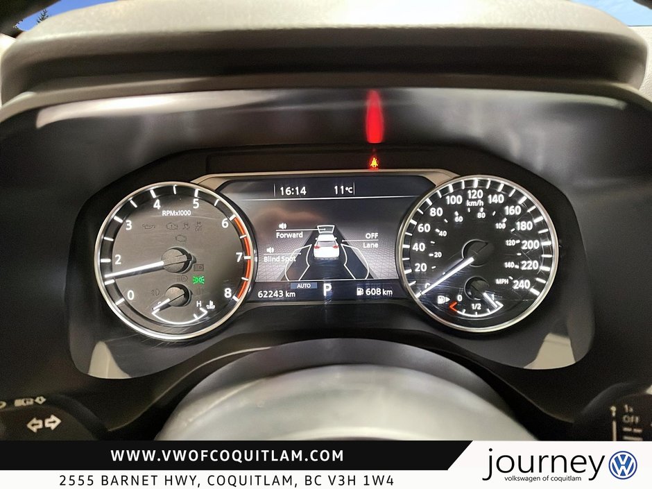 2024 Nissan Rogue AWD SV Moonroof-12