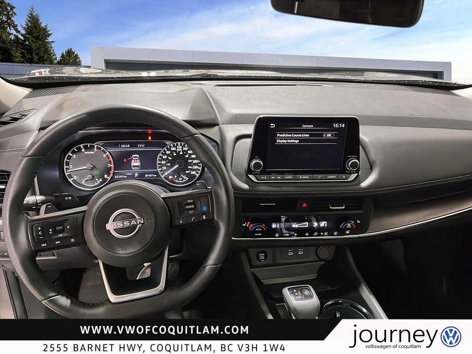 2024 Nissan Rogue AWD SV Moonroof-13