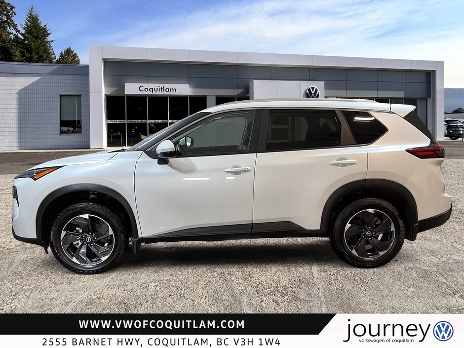 2024 Nissan Rogue AWD SV Moonroof-4