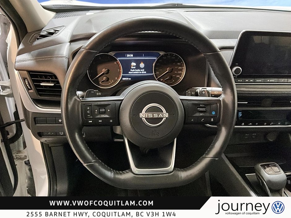 2024 Nissan Rogue AWD SV Moonroof-11