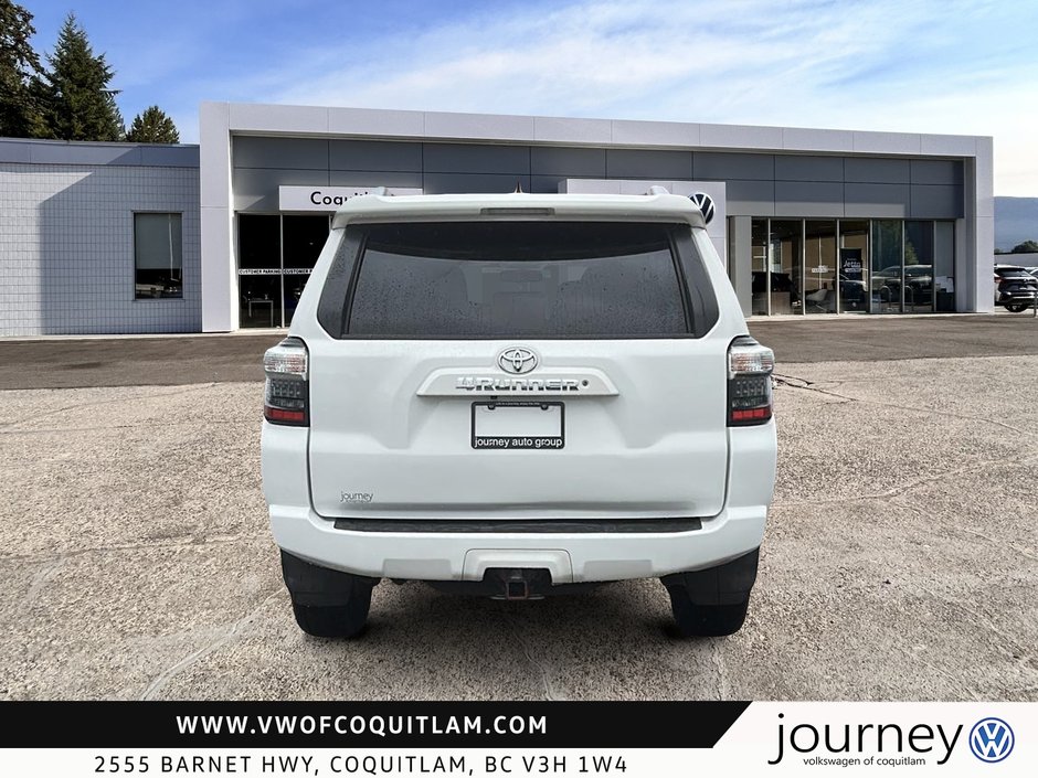 2018 Toyota 4Runner SR5 V6 5A-2