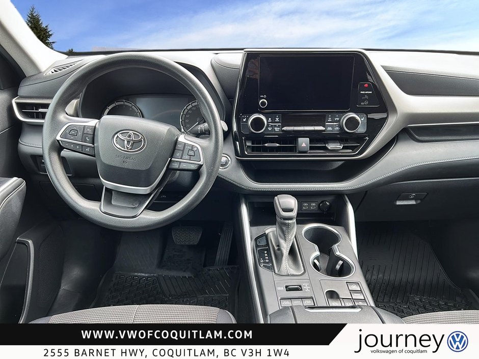 2023 Toyota Highlander LE AWD-10