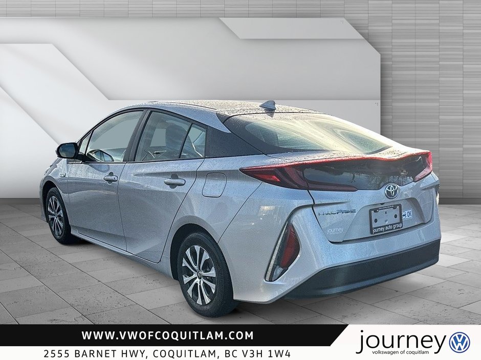 2022 Toyota PRIUS PRIME Upgrade-3