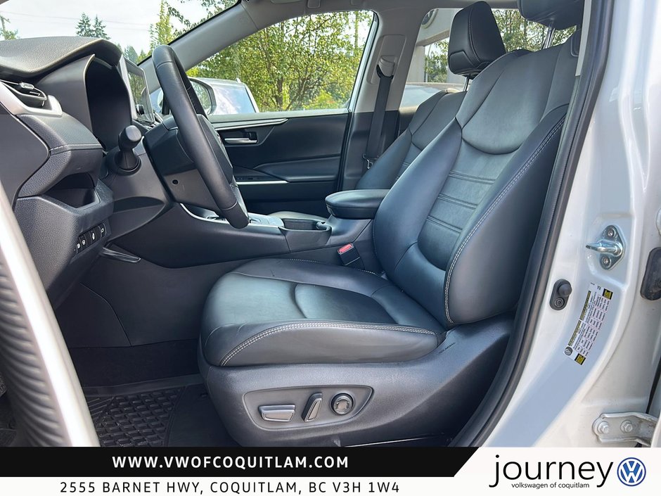 2023 Toyota RAV4 Hybrid XLE AWD-7