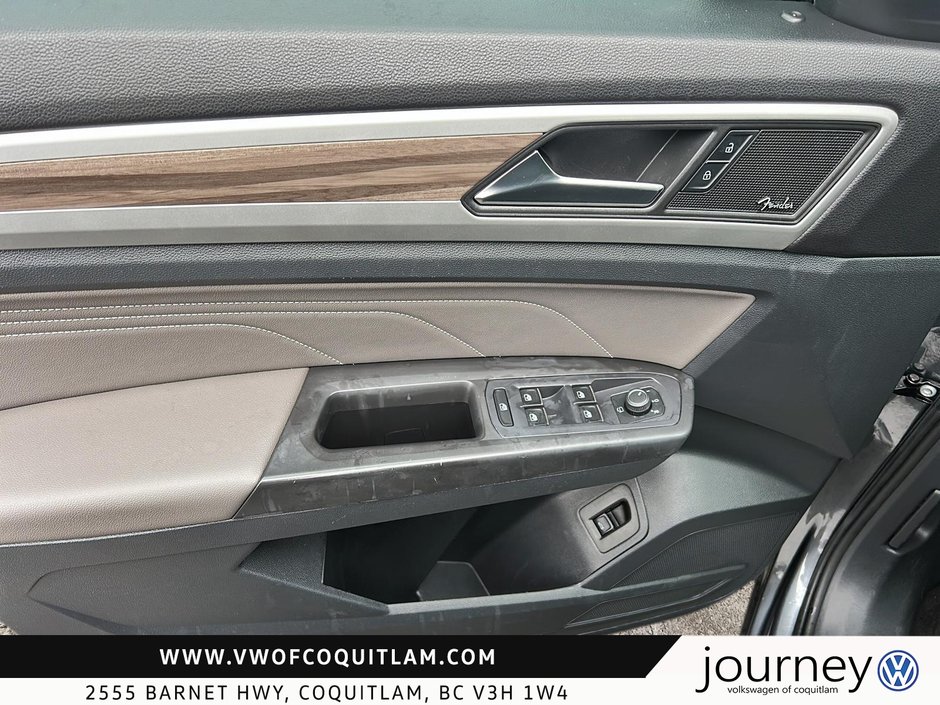 2021 Volkswagen Atlas Execline 3.6L 8sp at w/Tip 4MOTION (2)-11