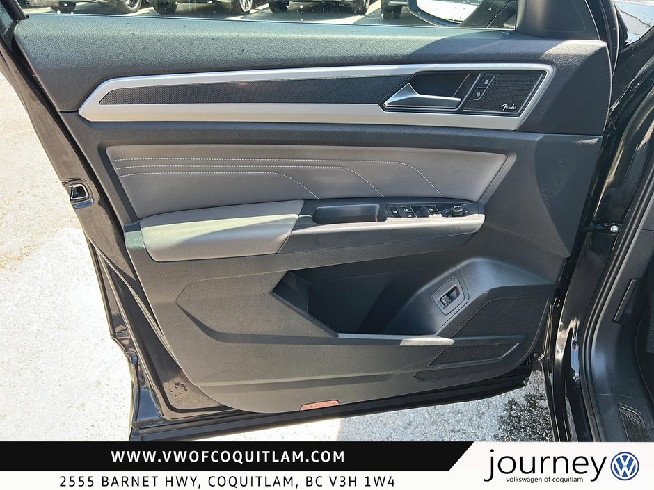 2023 Volkswagen Atlas Execline 3.6L 8sp at w/Tip 4MOTION-9