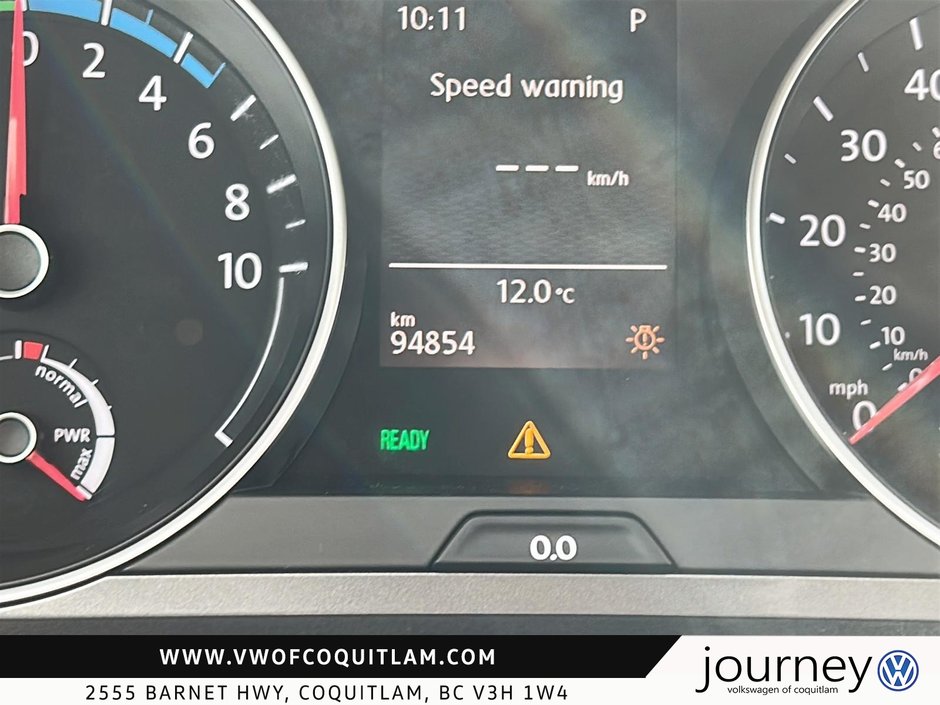 2016 Volkswagen e-Golf (U.S. Model) SE-12