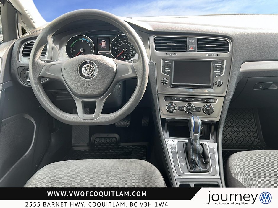 2016 Volkswagen e-Golf (U.S. Model) SE-9