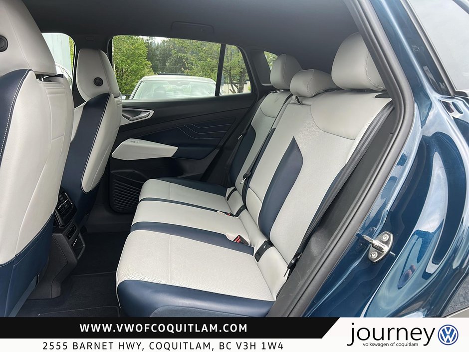 2023 Volkswagen ID.4 Pro AWD-8